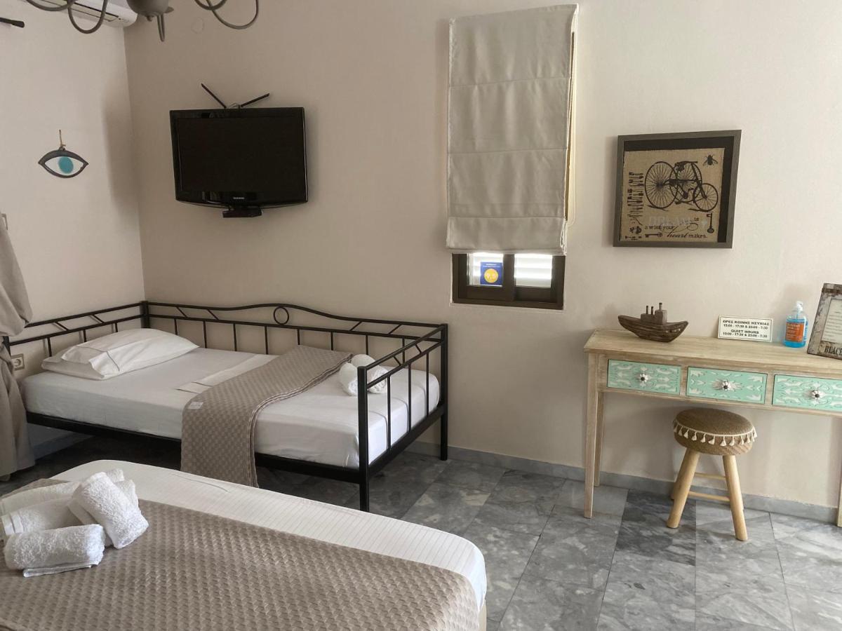 Aelia Houses Agia Marina  Buitenkant foto