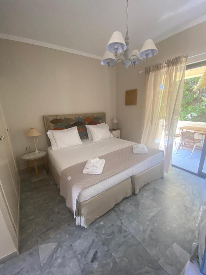 Aelia Houses Agia Marina  Buitenkant foto