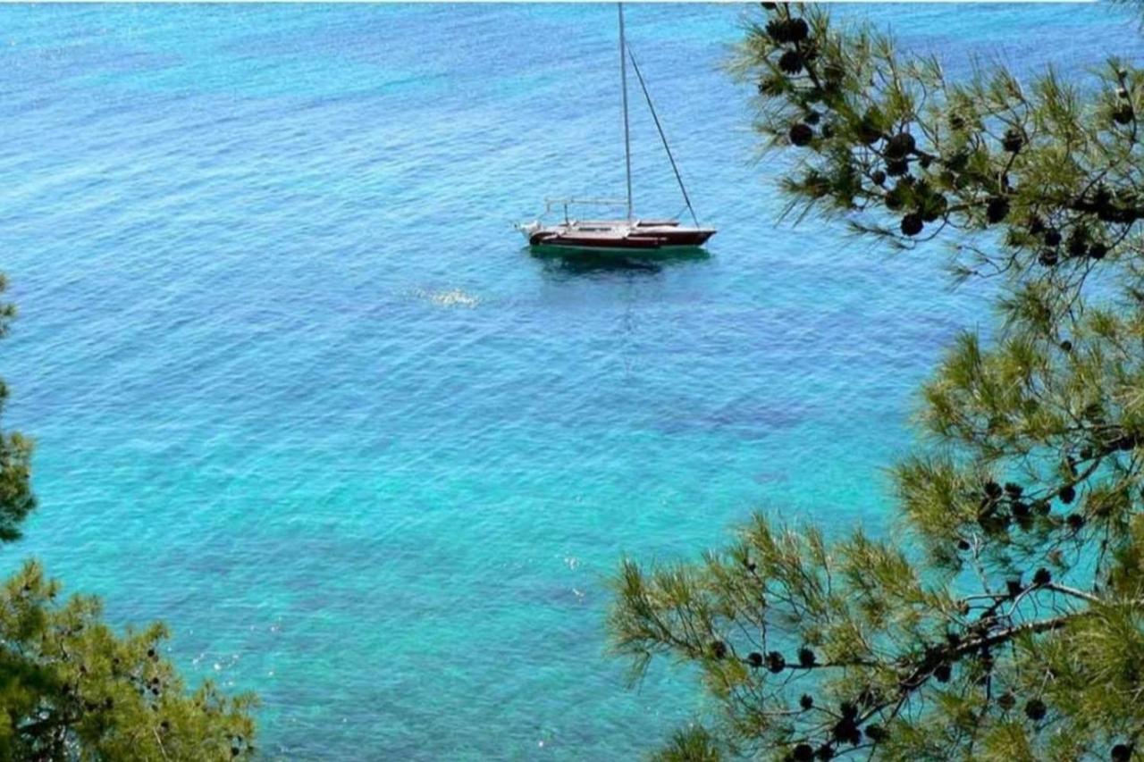 Aelia Houses Agia Marina  Buitenkant foto